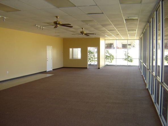 Showroom / Office / Warehouse Gluckstadt: 141 Enterprise Drive, Madison, MS 39110